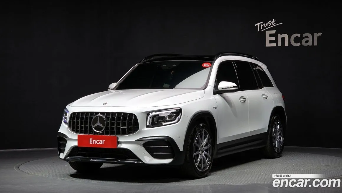 Mercedes-Benz GLB-Class — фото 1