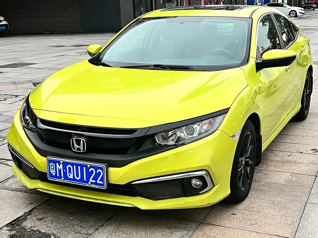 Honda Civic — фото 1