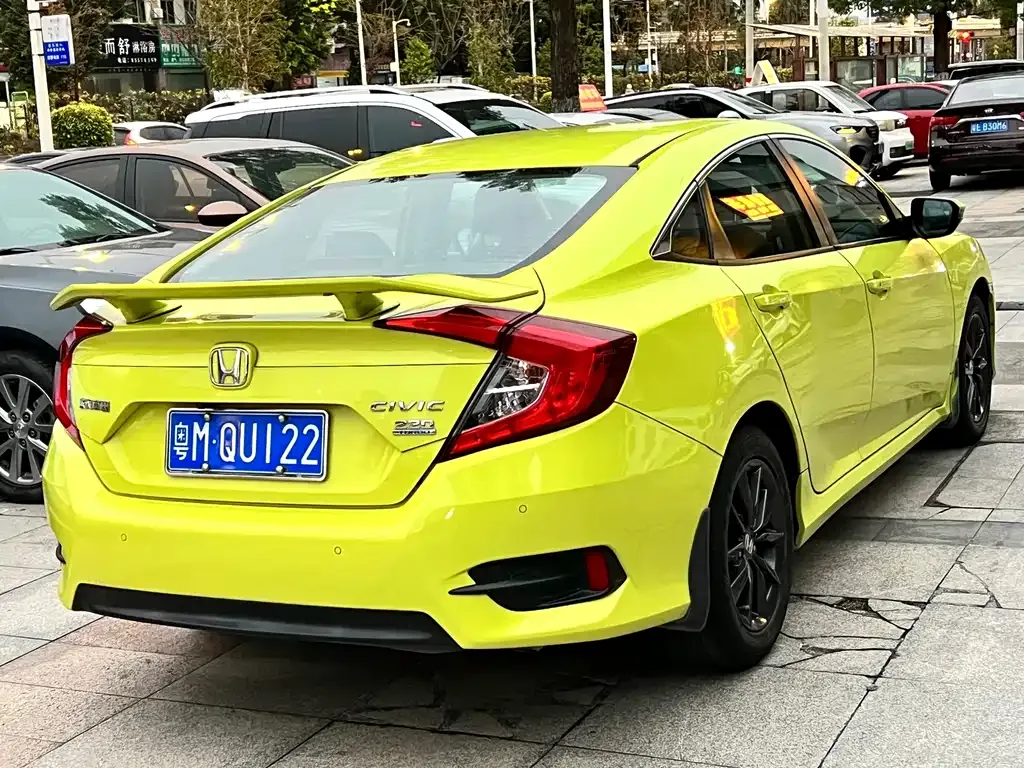 Honda Civic — фото 4