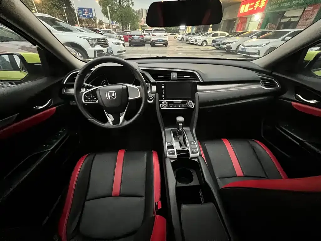 Honda Civic — фото 8
