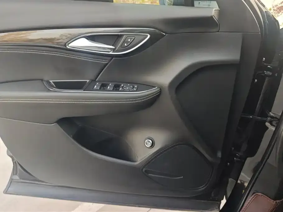 Buick Envision Plus — фото 7