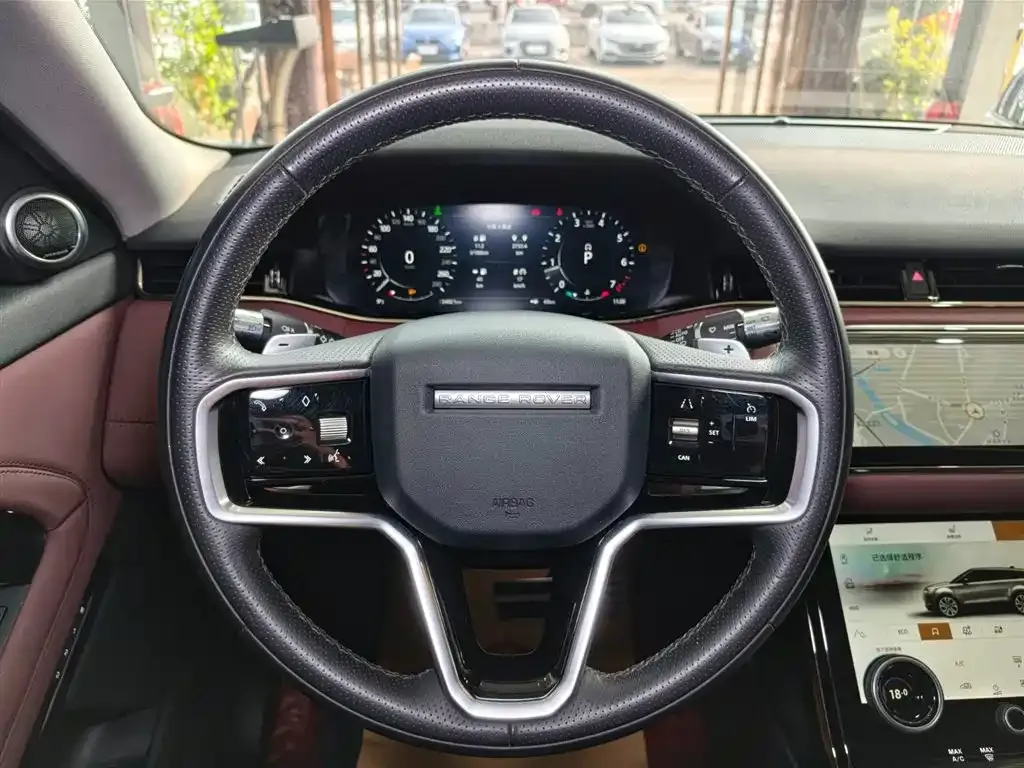Land Rover Evoque — фото 10