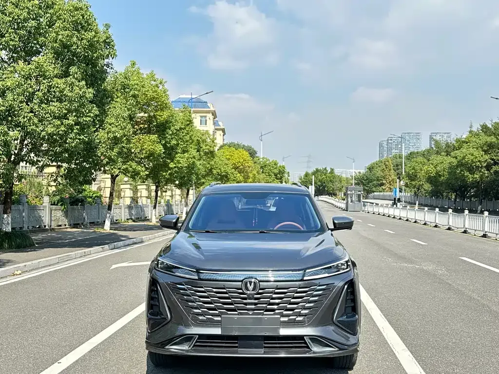 Changan CS75PLUS — фото 2