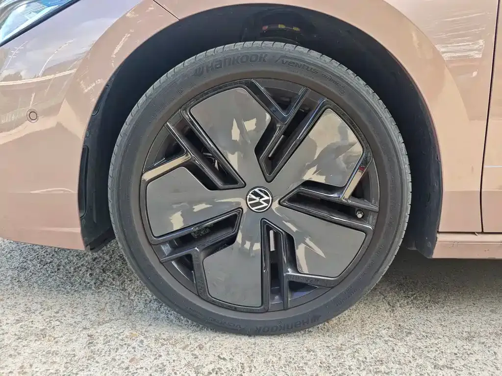 Volkswagen Passat — фото 10