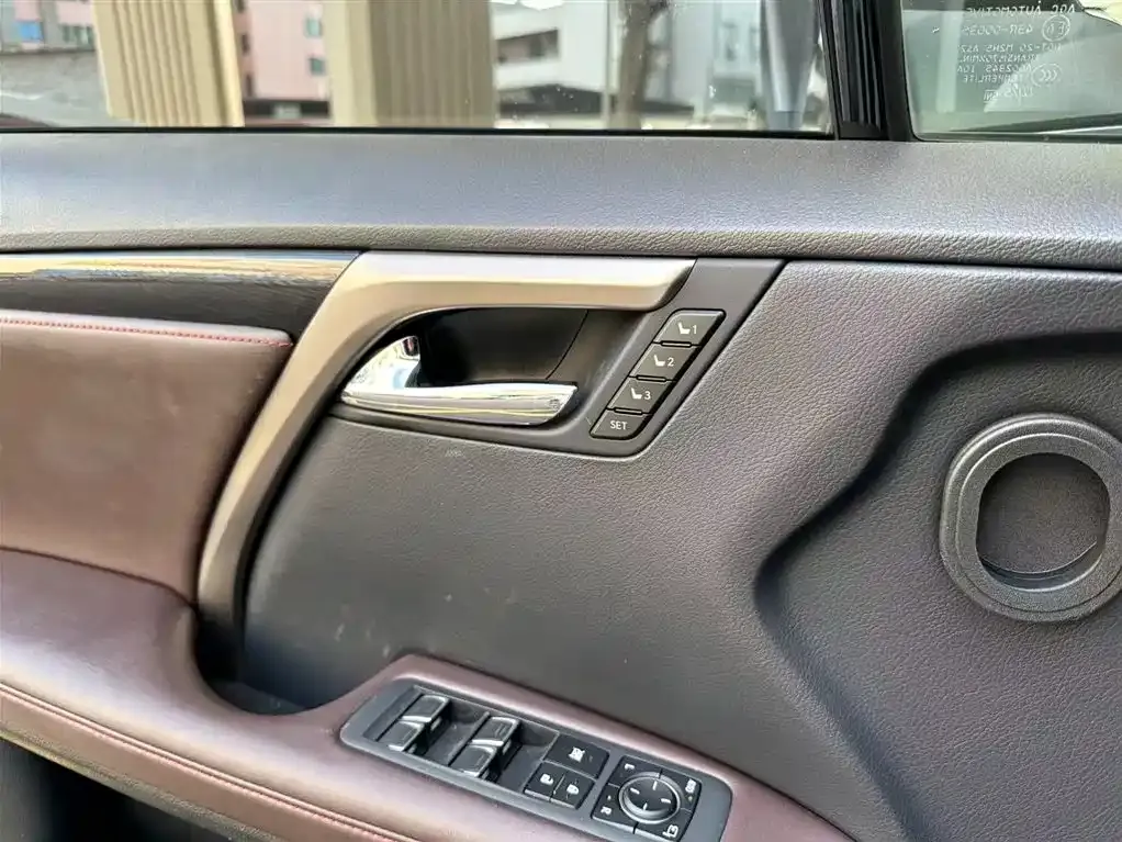 Lexus RX — фото 10