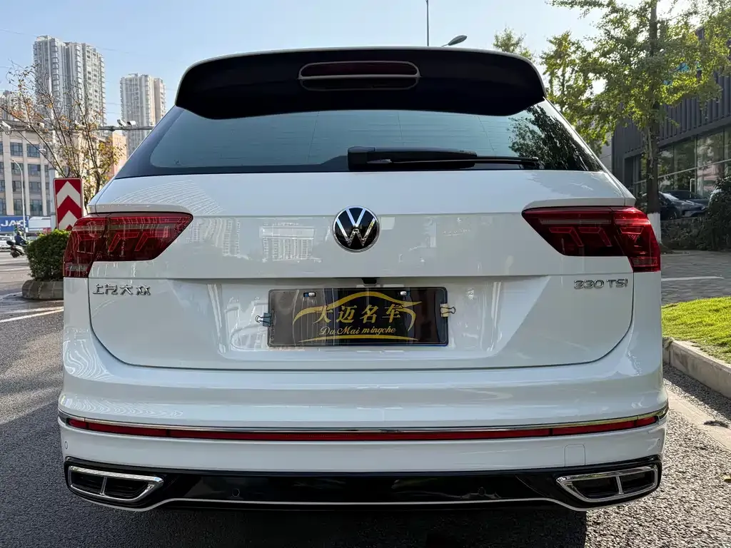 Volkswagen Tiguan L — фото 5