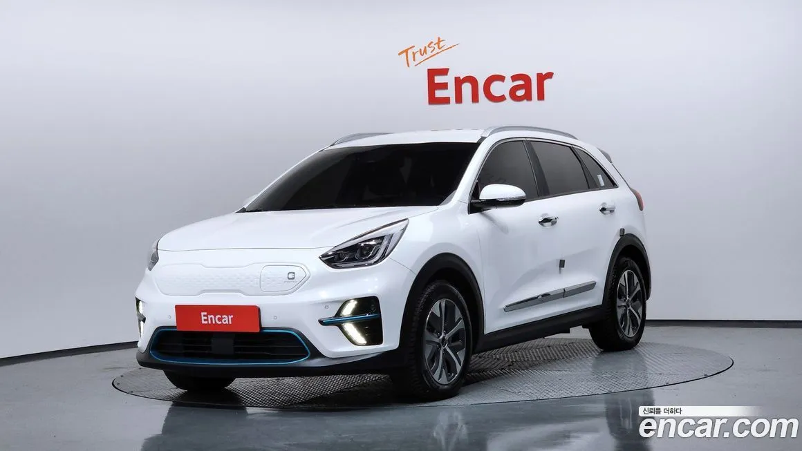 Kia Niro — фото 1