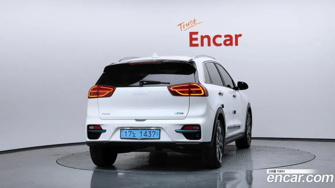 Kia Niro — фото 4