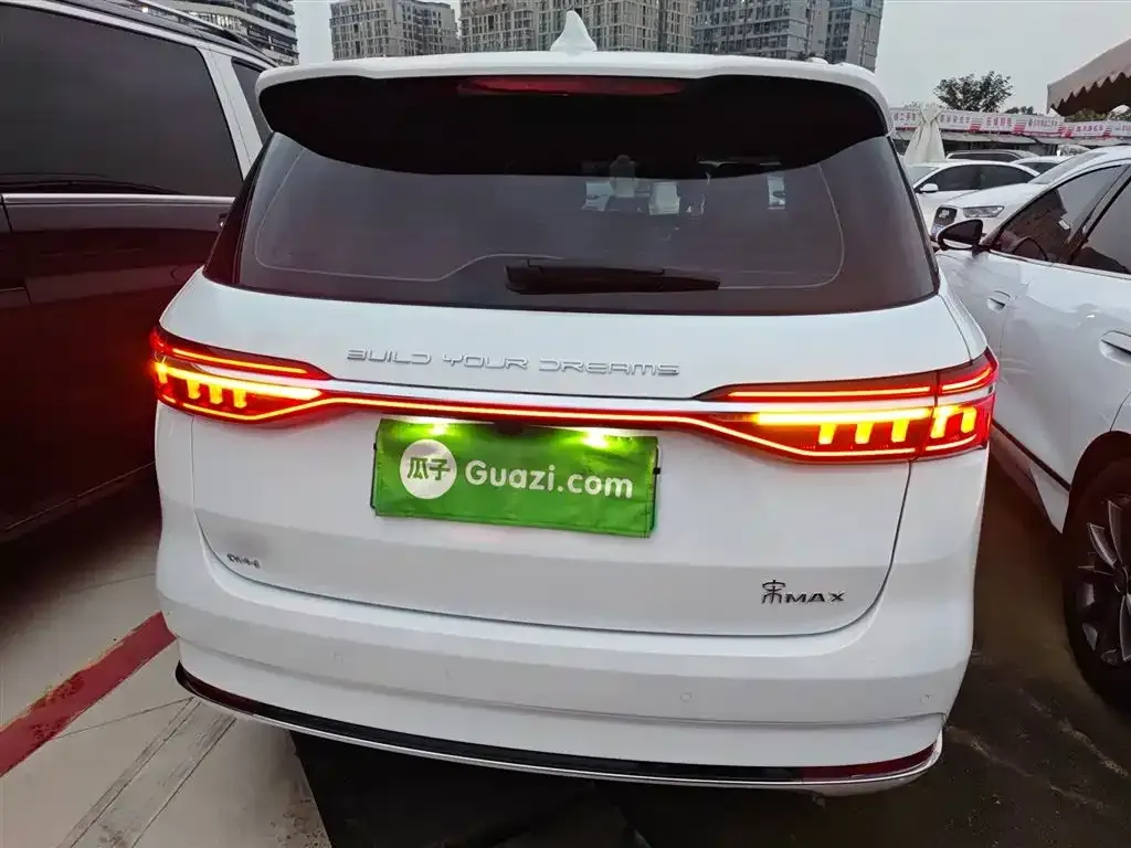 BYD MAX New Energy — фото 6