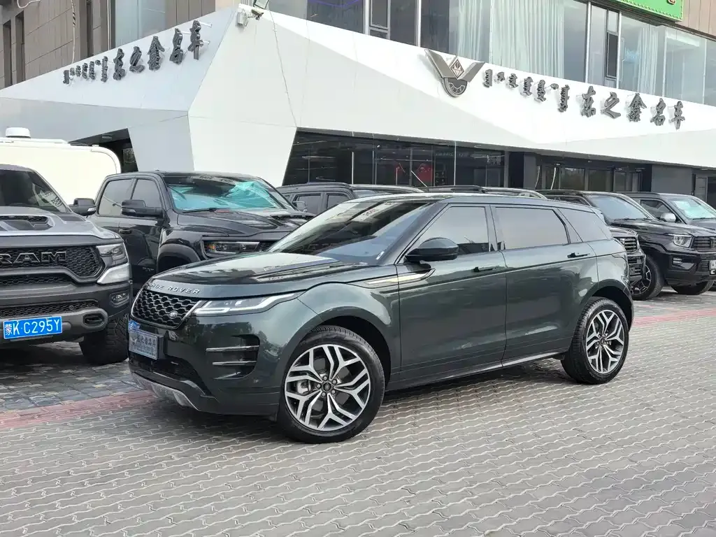 Land Rover Evoque — фото 1