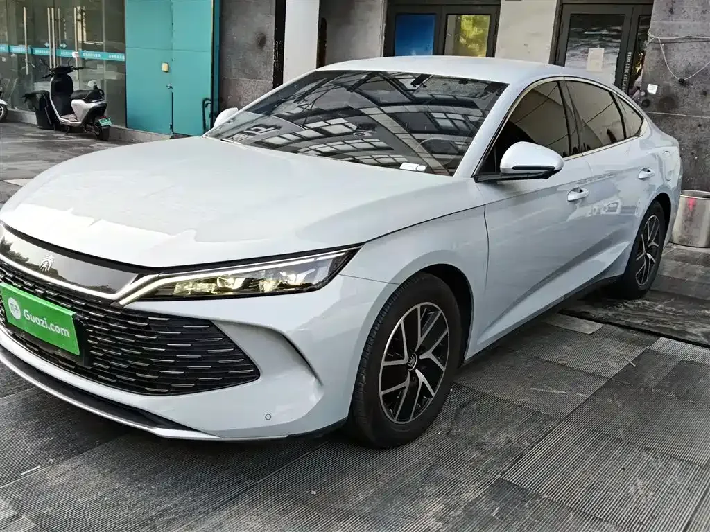 BYD Qin L — фото 2