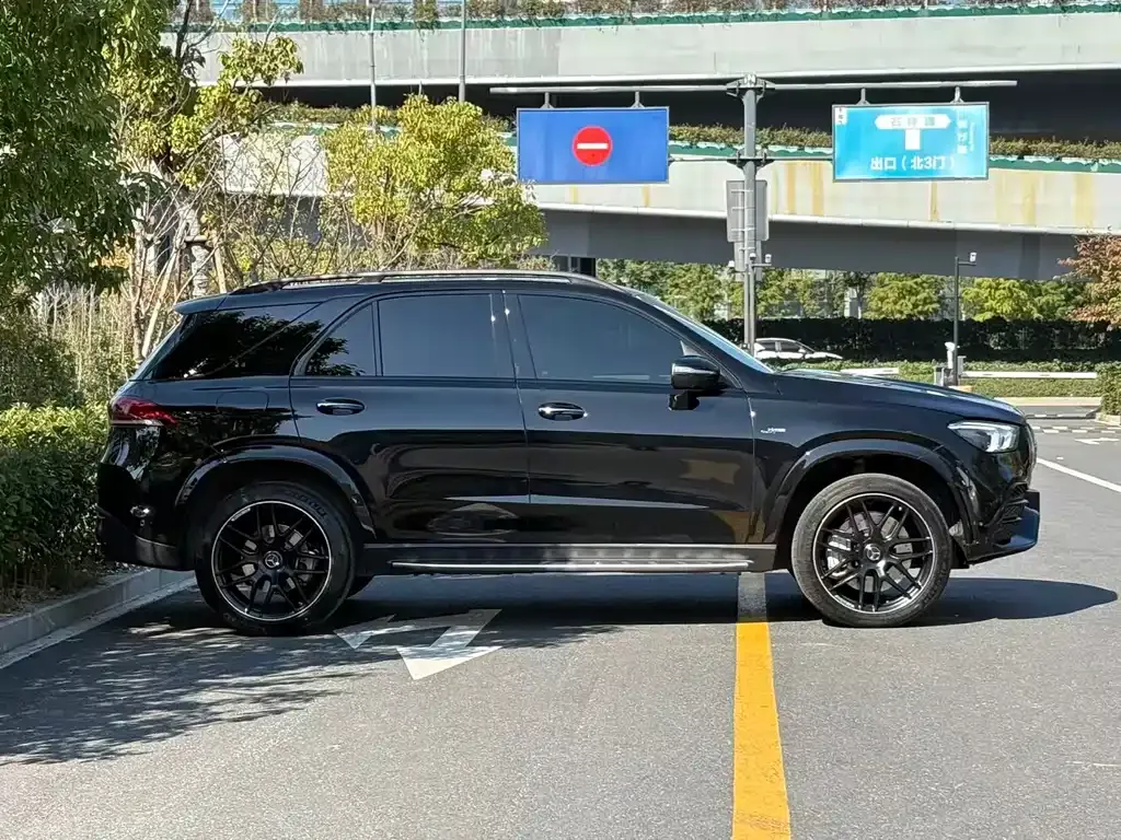 Mercedes-Benz GLE AMG — фото 4