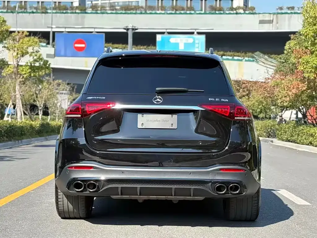 Mercedes-Benz GLE AMG — фото 6