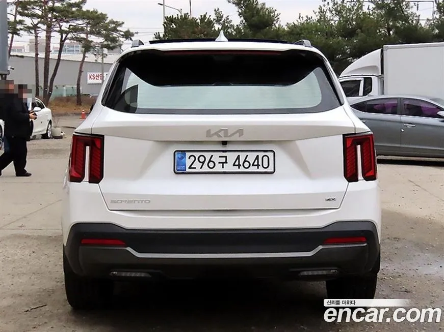 Kia Sorento — фото 4