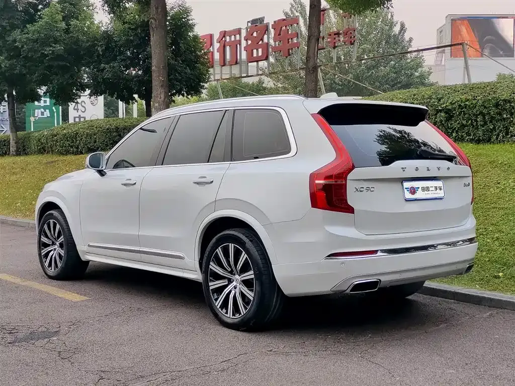 Volvo XC90 — фото 4