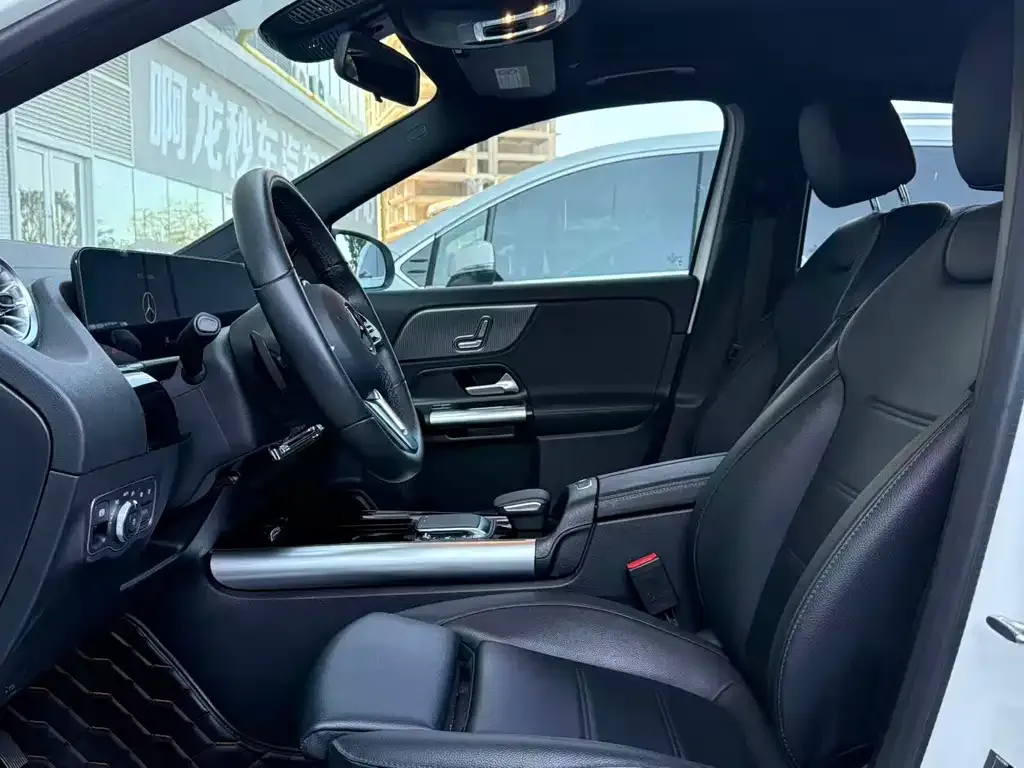 Mercedes-Benz GLA — фото 4