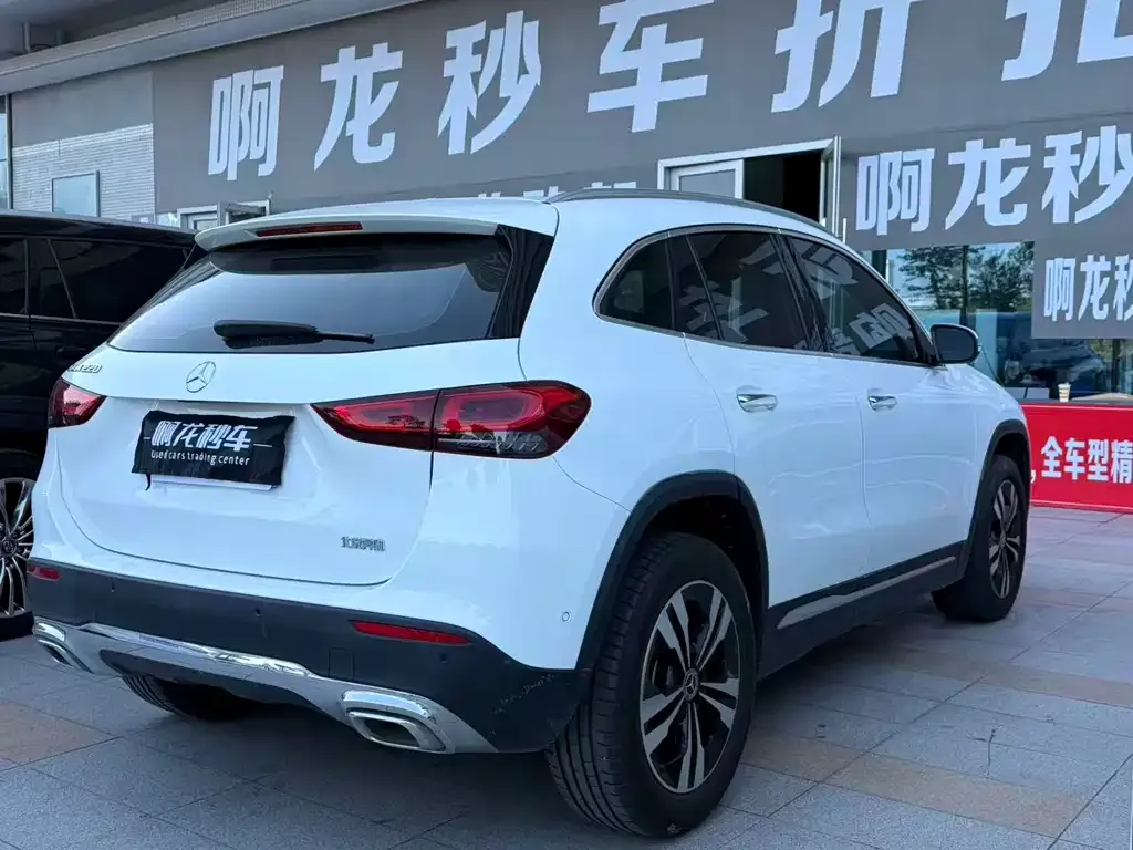 Mercedes-Benz GLA — фото 9