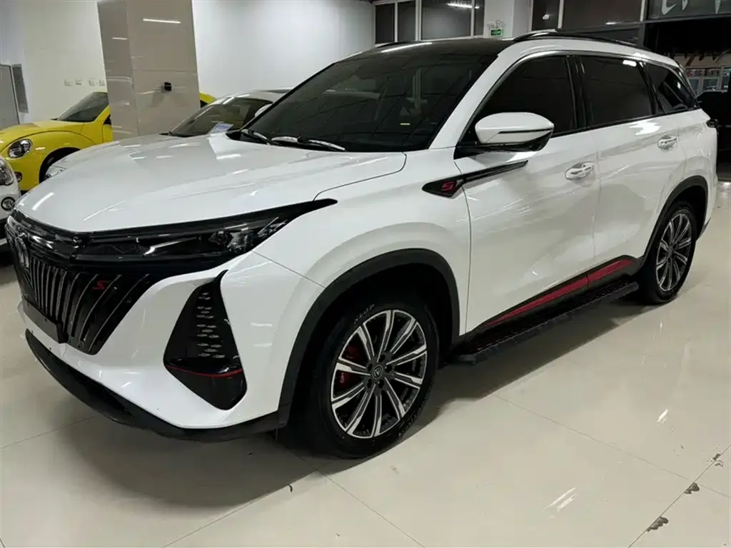Changan CS75PLUS — фото 1
