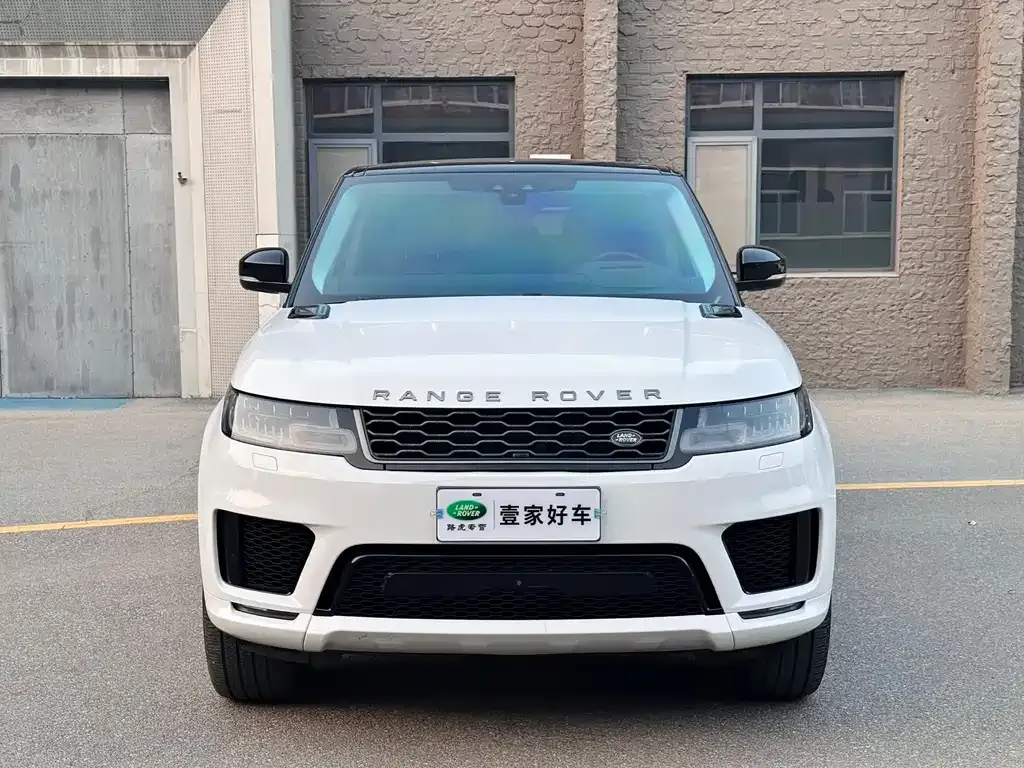 Land Rover Sport — фото 1