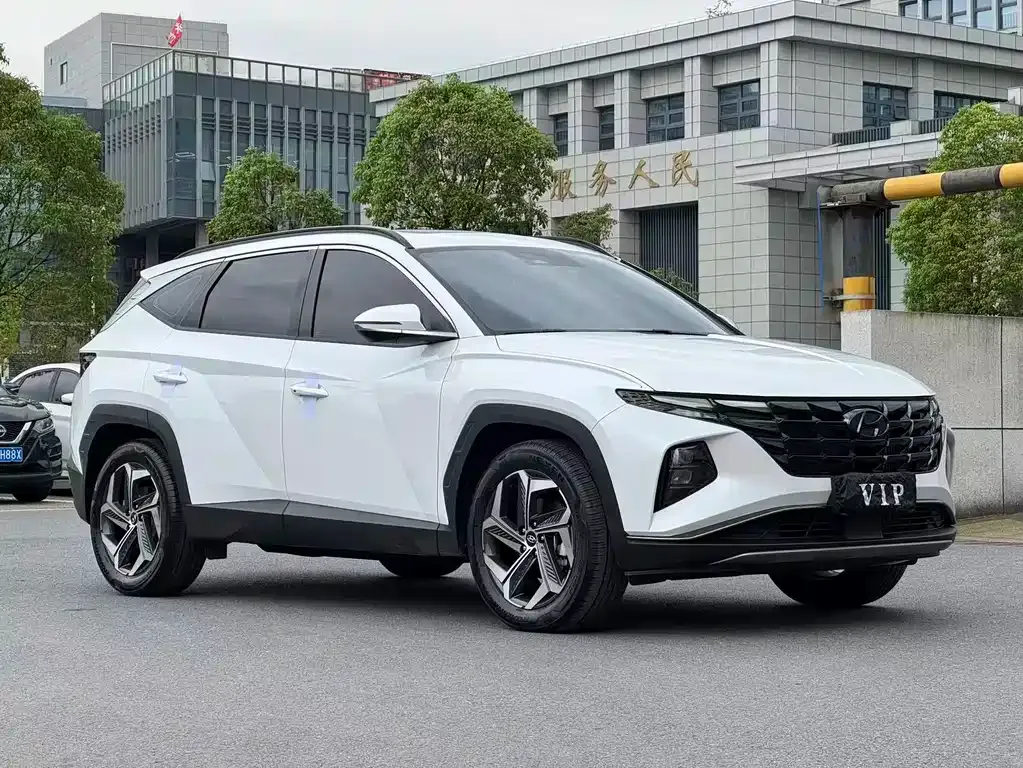 Hyundai Tucson — фото 3
