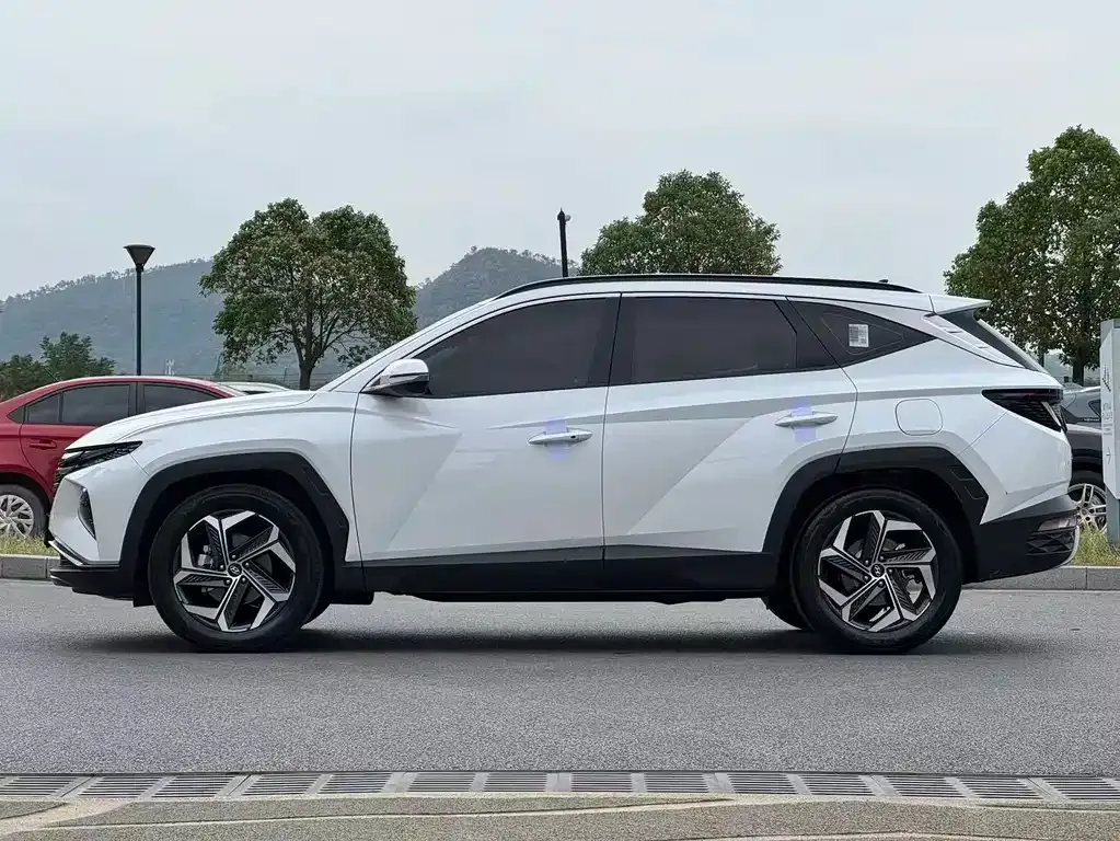 Hyundai Tucson — фото 4
