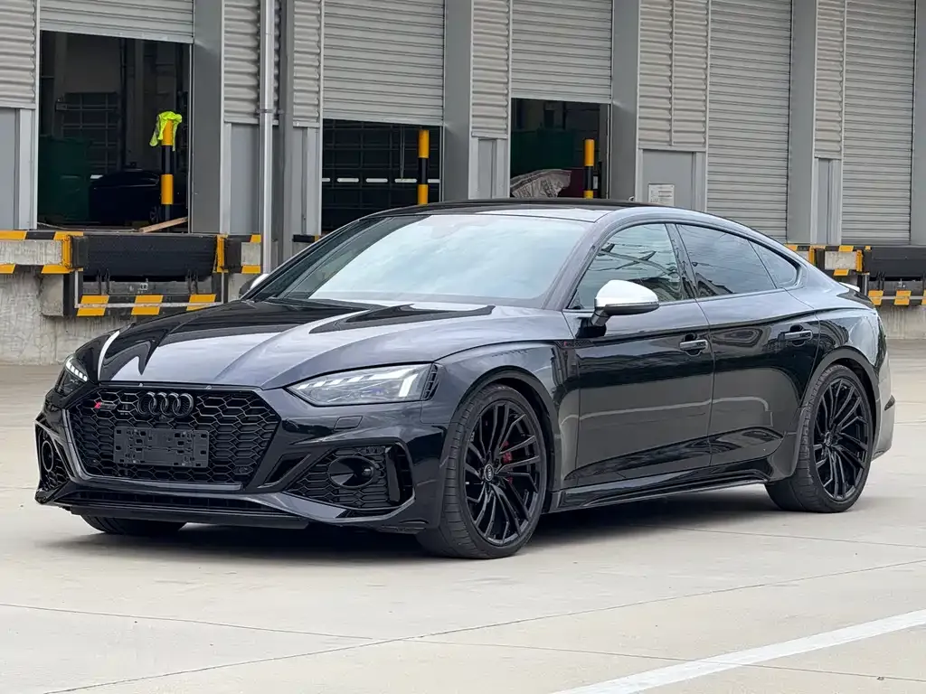 Audi RS 5 — фото 1