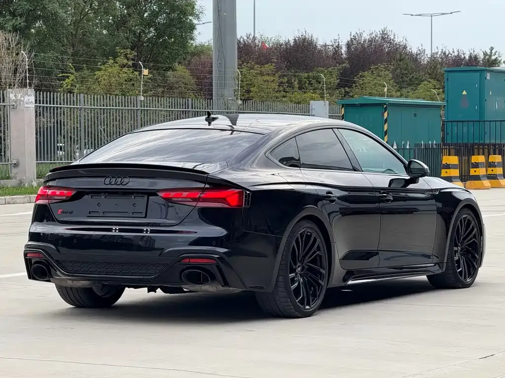 Audi RS 5 — фото 6