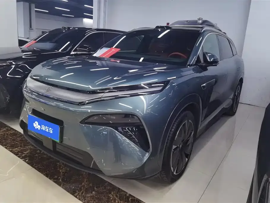BYD Tang L — фото 1