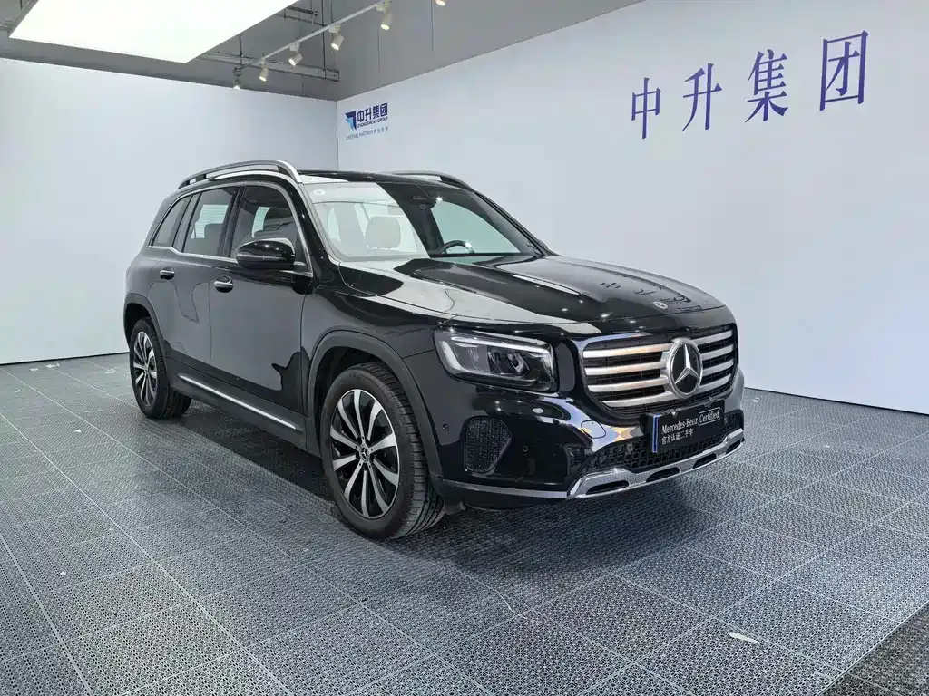 Mercedes-Benz GLB — фото 3
