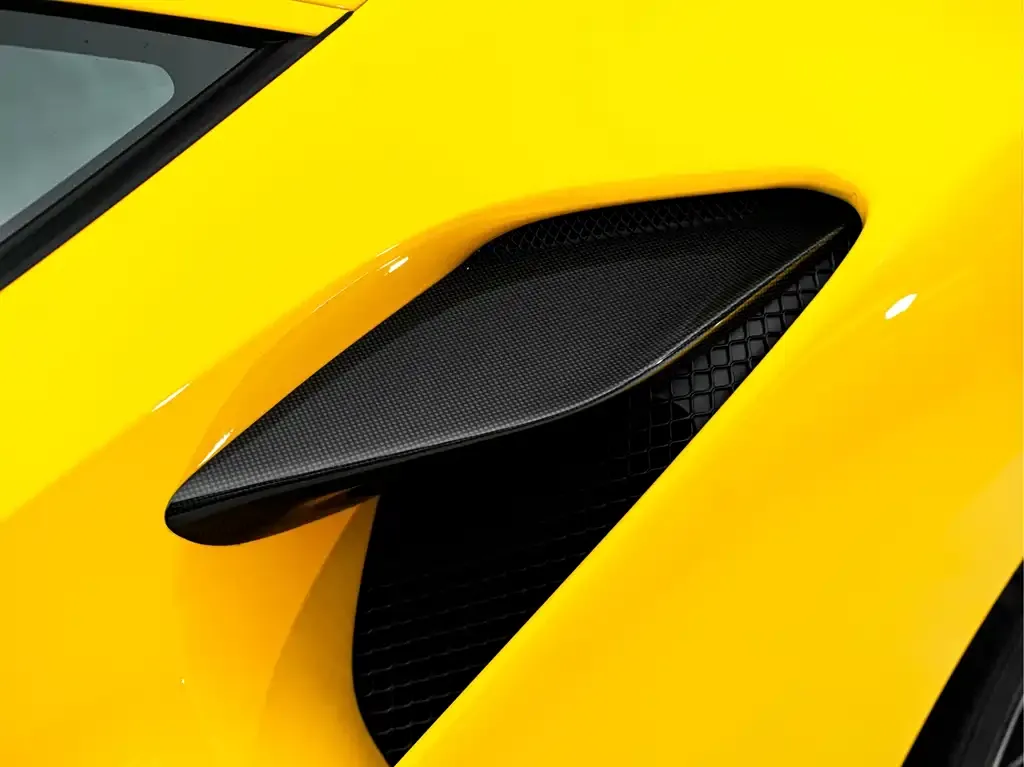 Ferrari F8 — фото 8