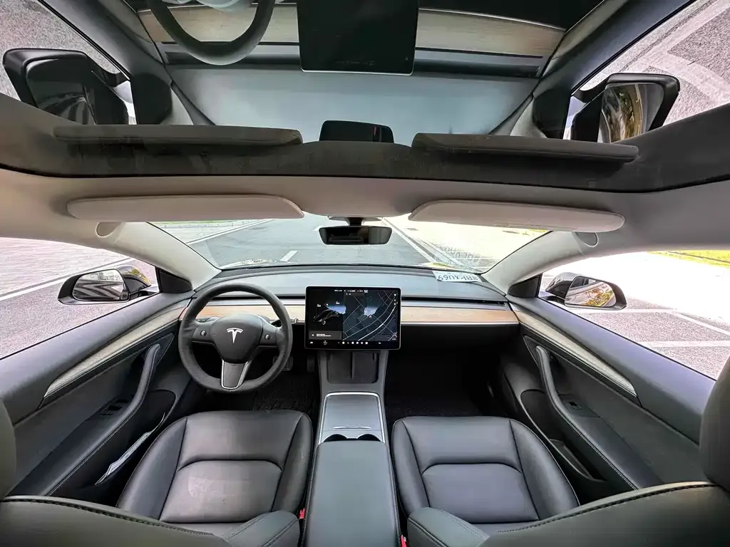 Tesla Model 3 — фото 6