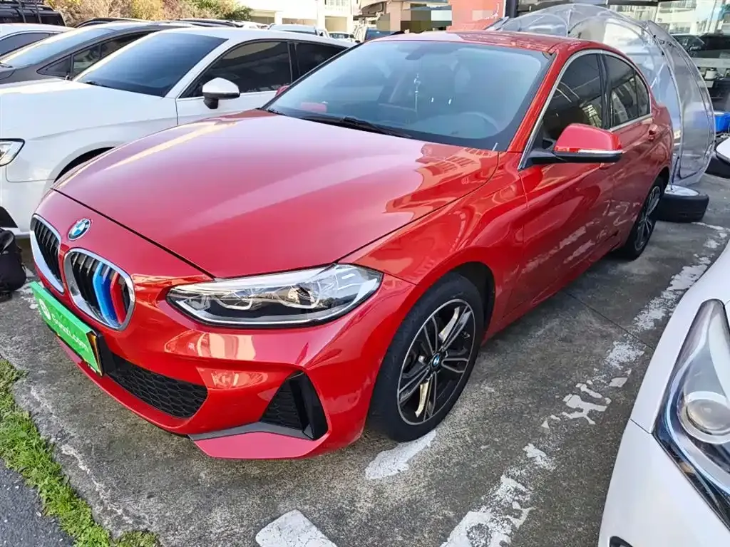 BMW 1 Series — фото 1