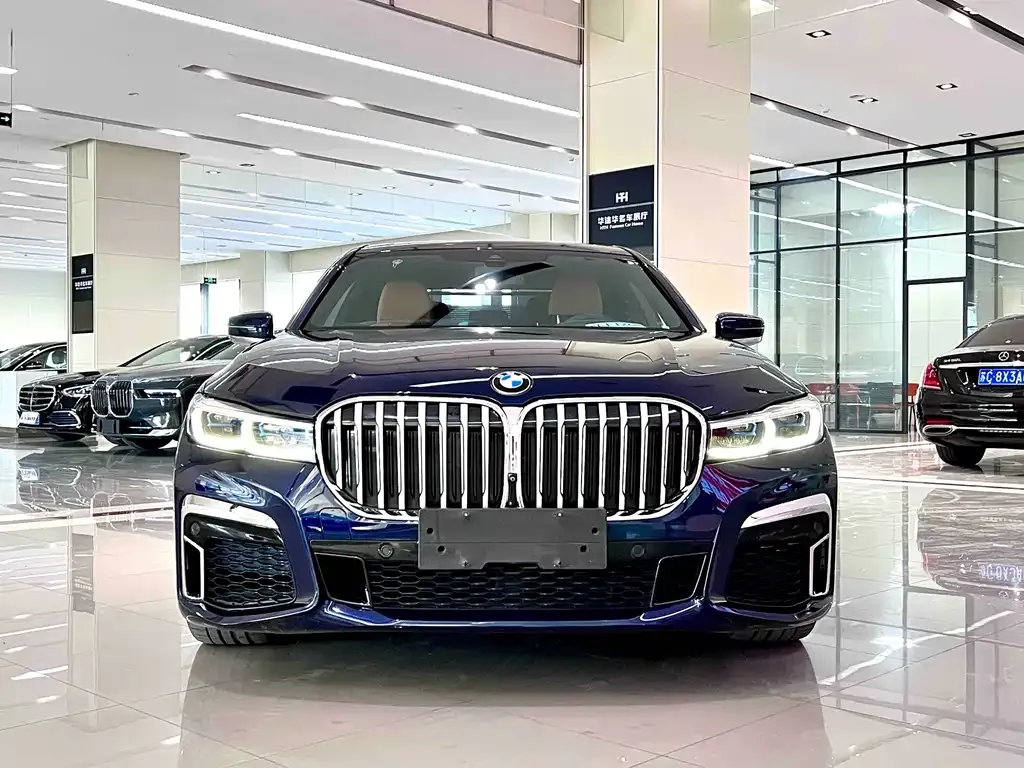 BMW 7 Series — фото 2