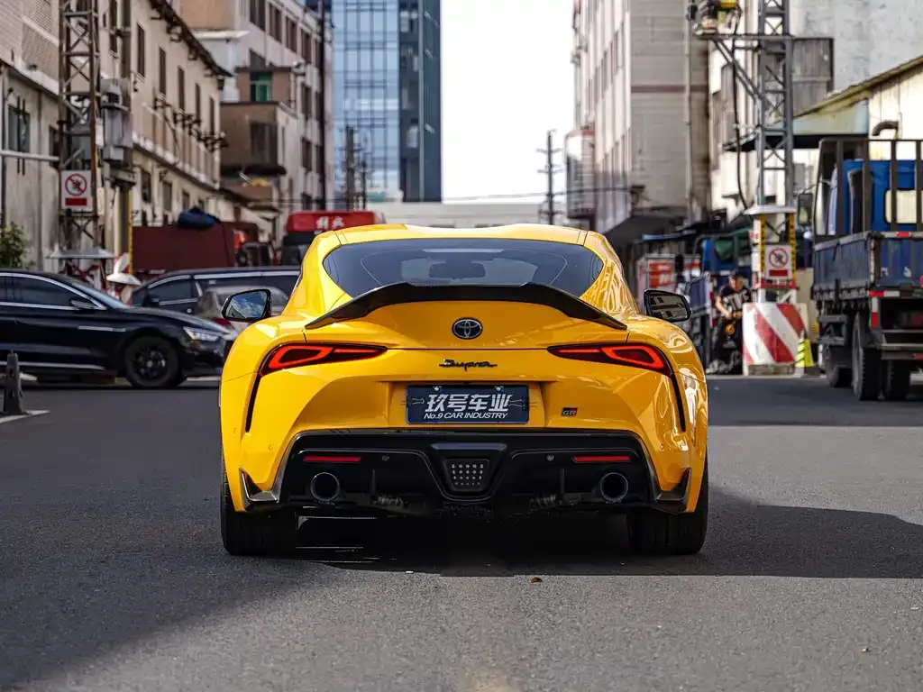 Toyota Supra — фото 4