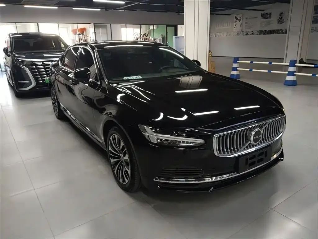 Volvo S90 PHEV — фото 4
