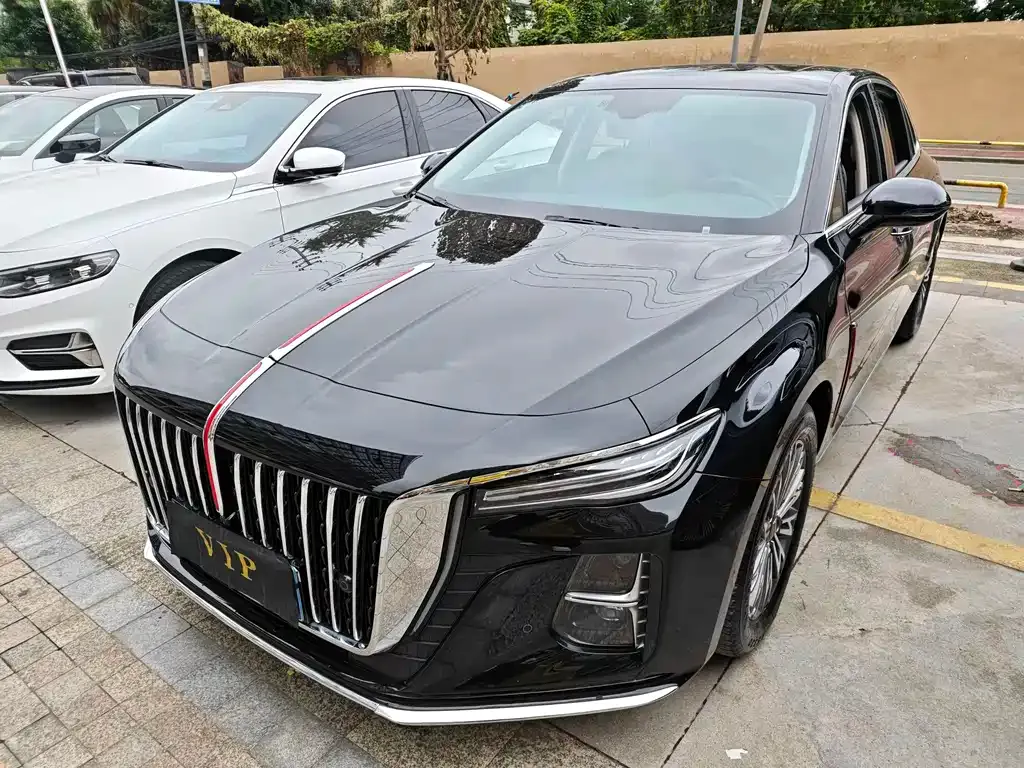 Hongqi H5 — фото 1