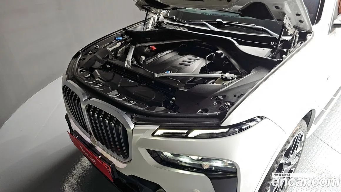 BMW X7 — фото 6