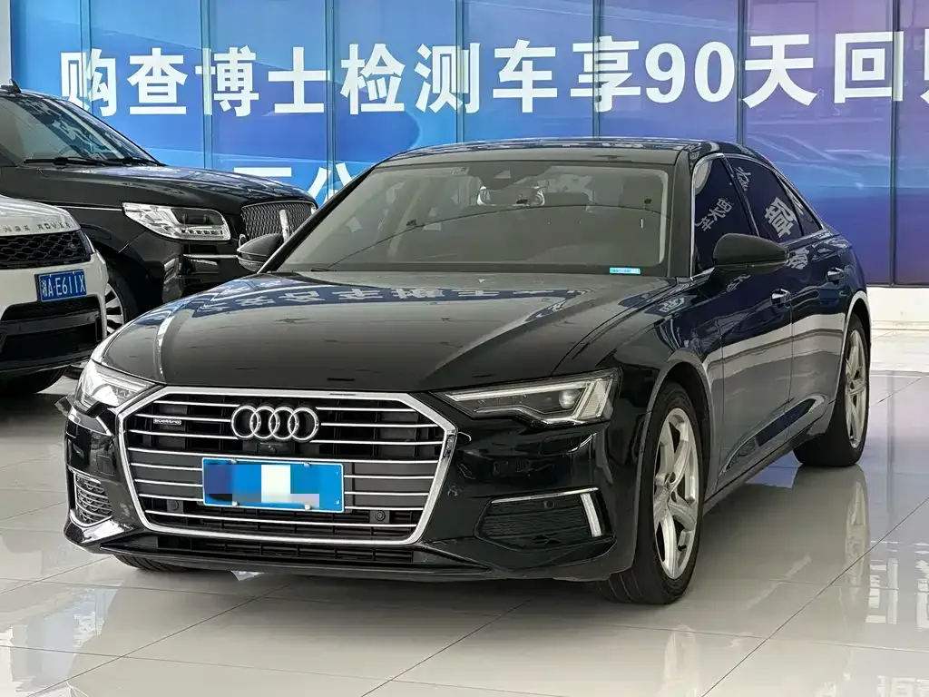 Audi A6L — фото 1