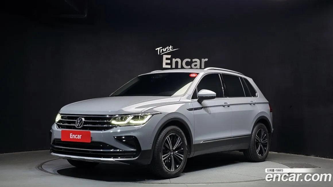 Volkswagen Tiguan — фото 1