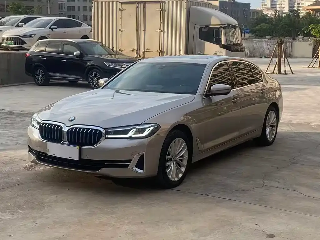 BMW 5 Series — фото 3