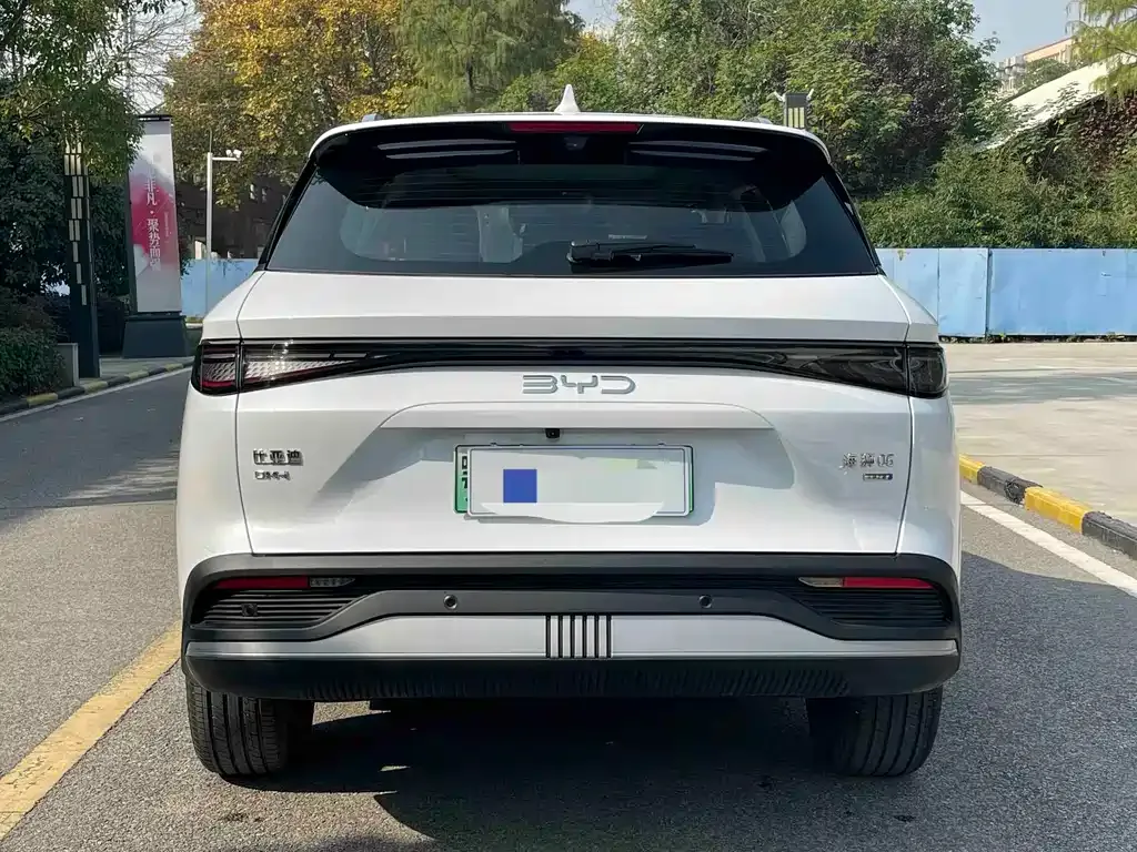 BYD Seal 05 DM-i — фото 5