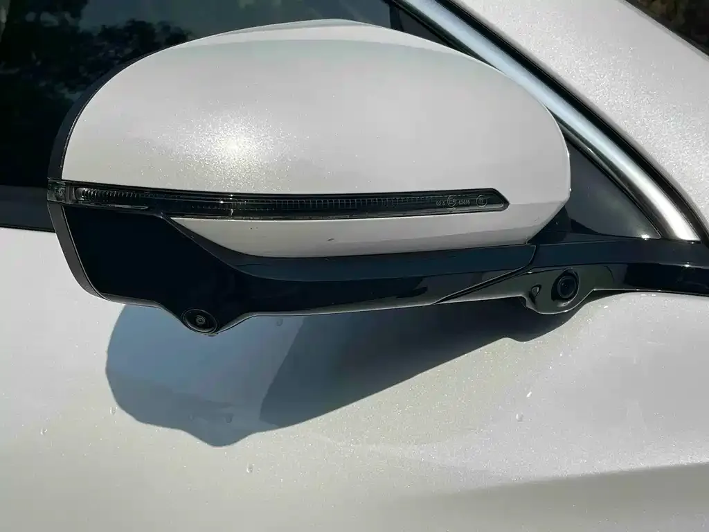 BYD Seal 05 DM-i — фото 8