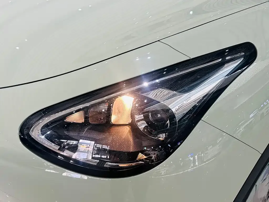 Geely Starburst — фото 6