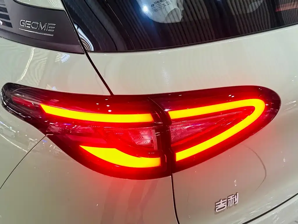 Geely Starburst — фото 8