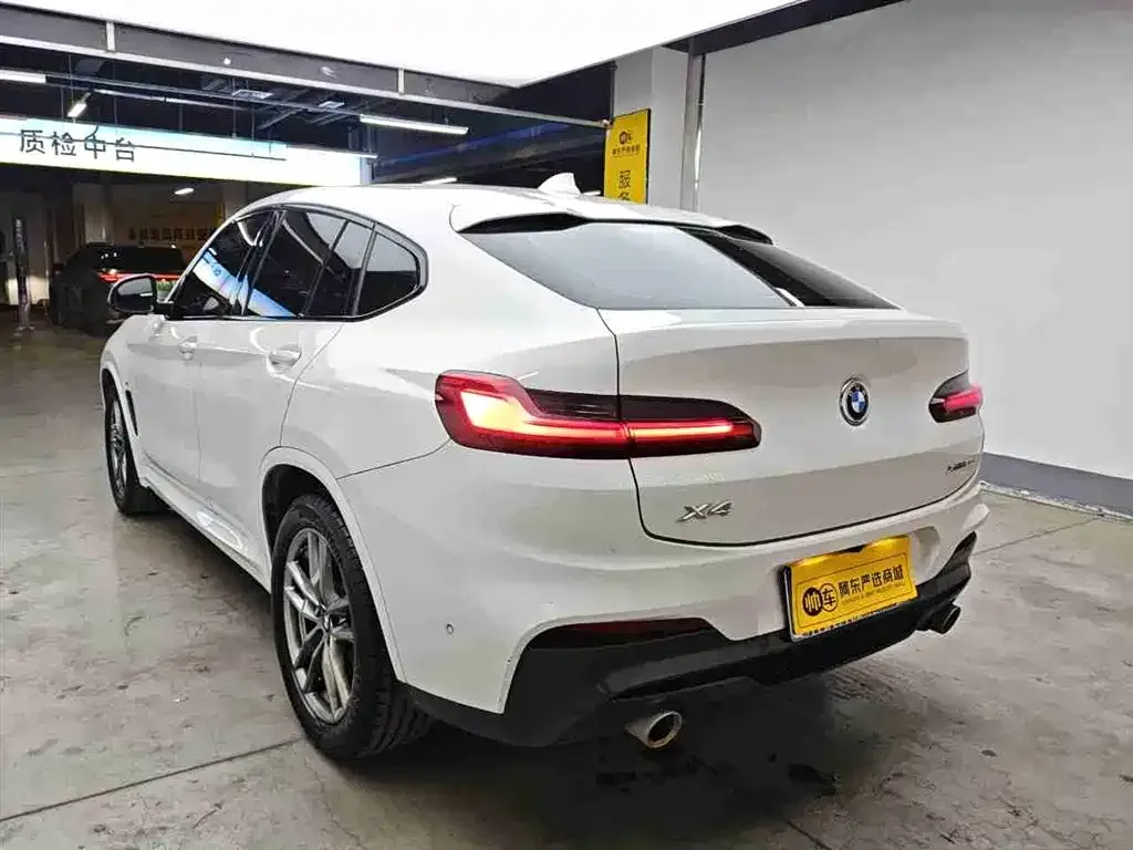 BMW X4 — фото 6