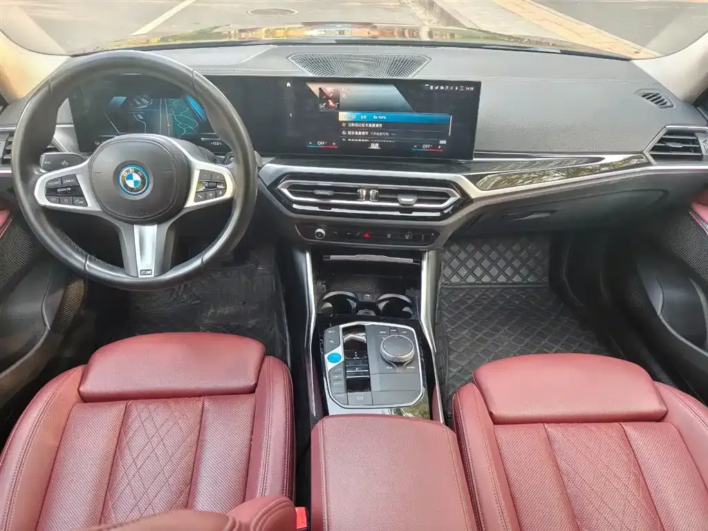 BMW i3 — фото 8
