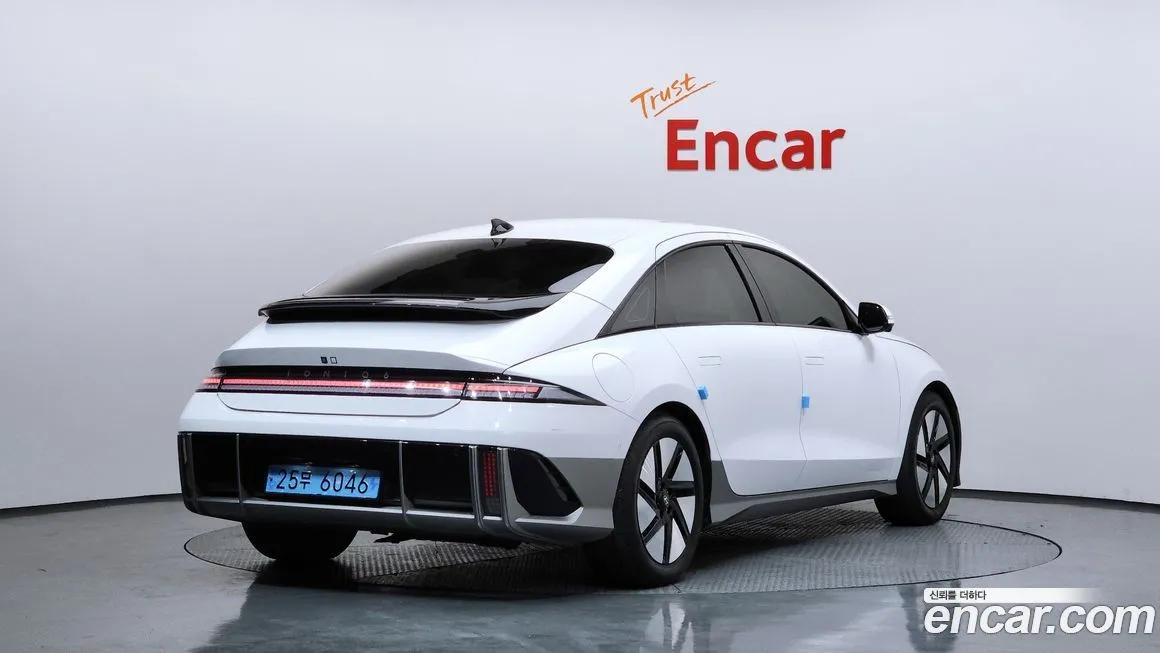 Hyundai Ioniq6 — фото 2