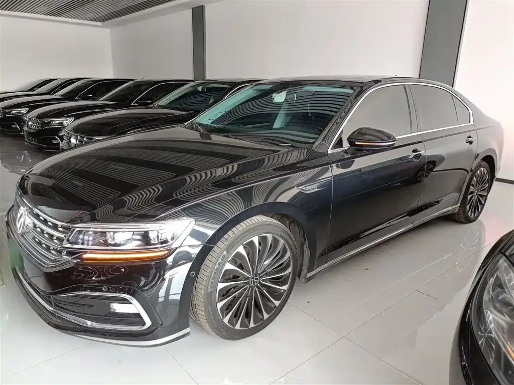 Volkswagen Phideon — фото 5