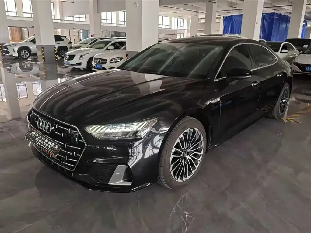 Audi A7L — фото 2