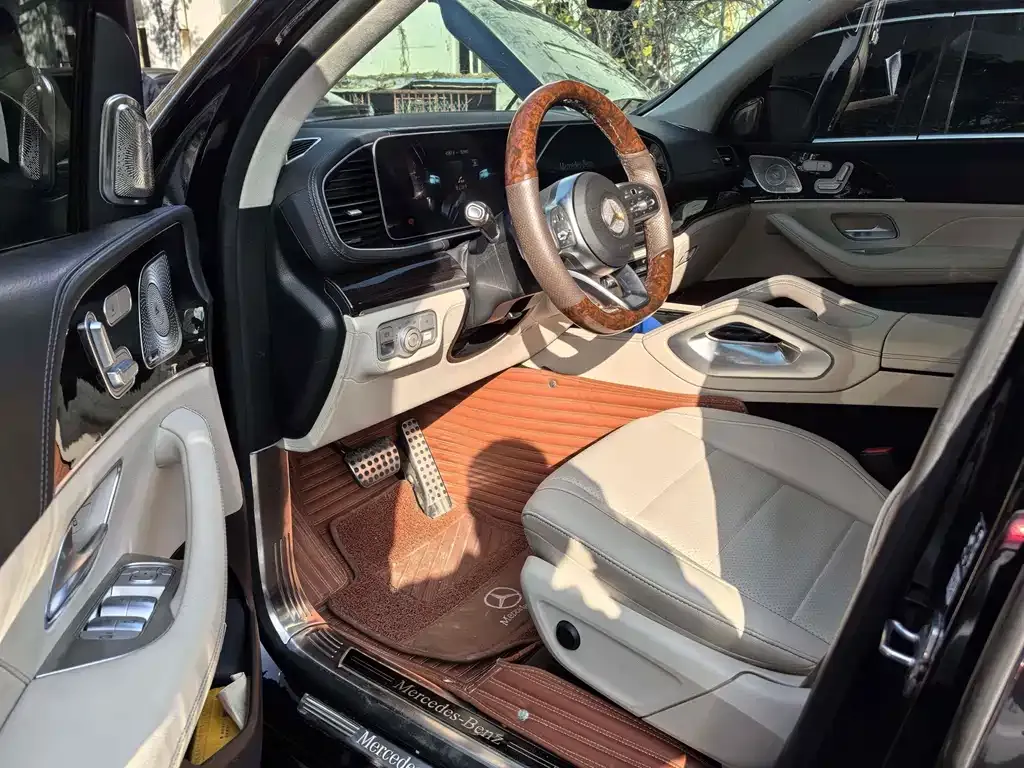 Mercedes-Benz GLS — фото 3